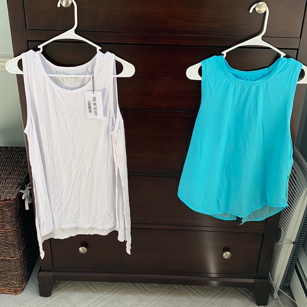 Lot of 2 ZYIA Tanks Turquoise & White NEW Medium
